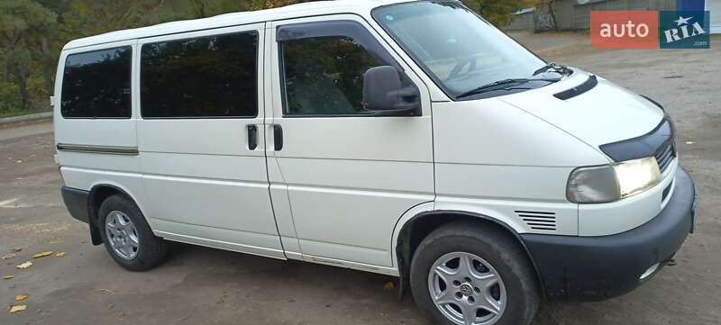 Минивэн Volkswagen Transporter 2003 в Обухове