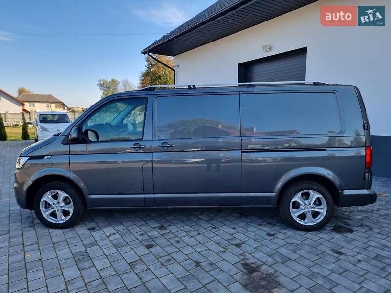 Грузовой фургон Volkswagen Transporter 2020 в Радивилове