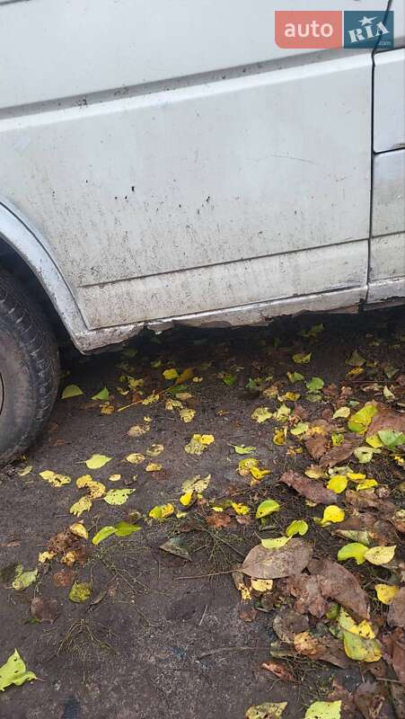 Мінівен Volkswagen Transporter 2002 в Узині фото 4 Мінівен Volkswagen Transporter 2002 в Узині