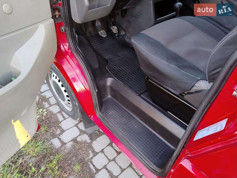 Минивэн Volkswagen Transporter 1999 в Ивано-Франковске