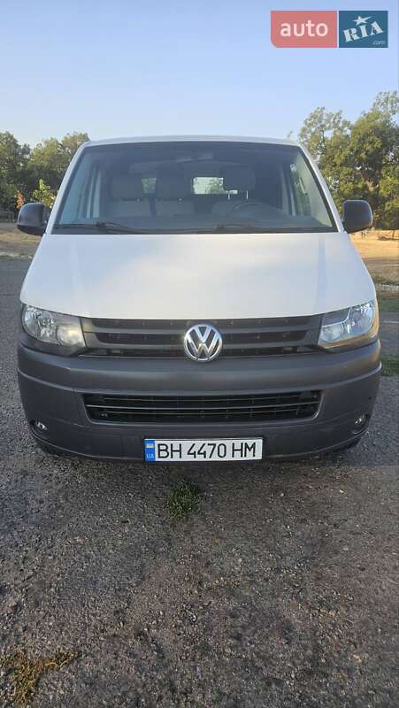 Грузовой фургон Volkswagen Transporter 2013 в Белгороде-Днестровском