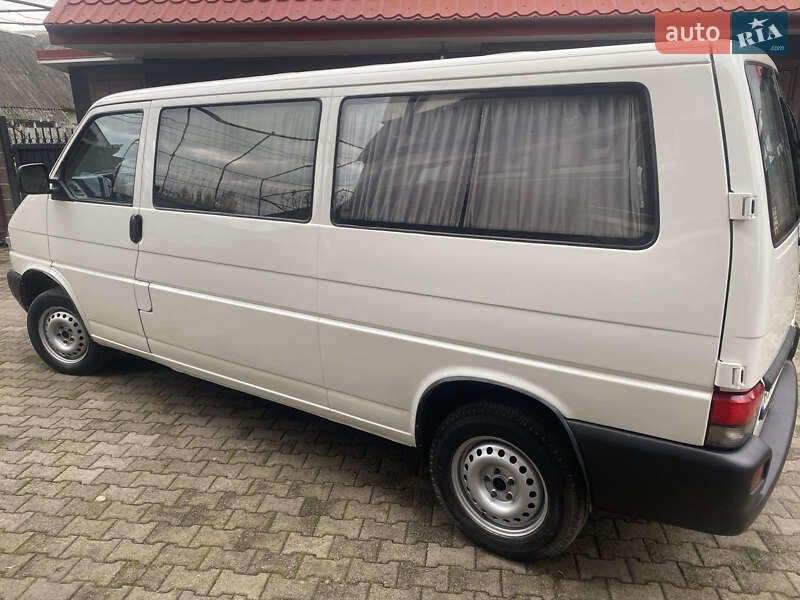 Минивэн Volkswagen Transporter 2002 в Костополе