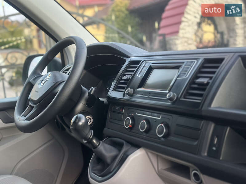 Вантажний фургон Volkswagen Transporter 2016 в Дубні фото 38 Вантажний фургон Volkswagen Transporter 2016 в Дубні