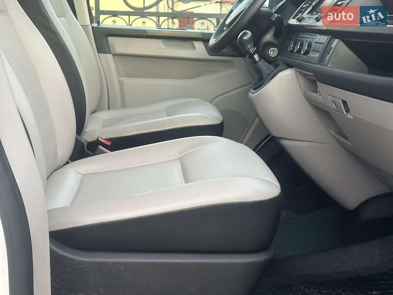 Вантажний фургон Volkswagen Transporter 2016 в Дубні фото 39 Вантажний фургон Volkswagen Transporter 2016 в Дубні