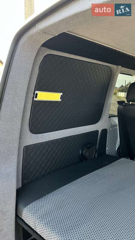Мінівен Volkswagen Transporter 2005 в Тернополі фото 14 Мінівен Volkswagen Transporter 2005 в Тернополі