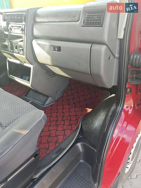 Минивэн Volkswagen Transporter 2003 в Рожище