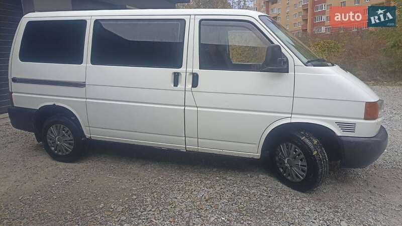 Минивэн Volkswagen Transporter 2000 в Тернополе