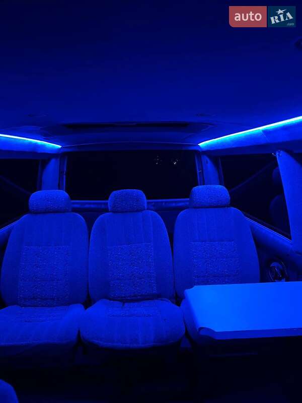 Мінівен Volkswagen Transporter 2001 в Рівному фото 12 Мінівен Volkswagen Transporter 2001 в Рівному