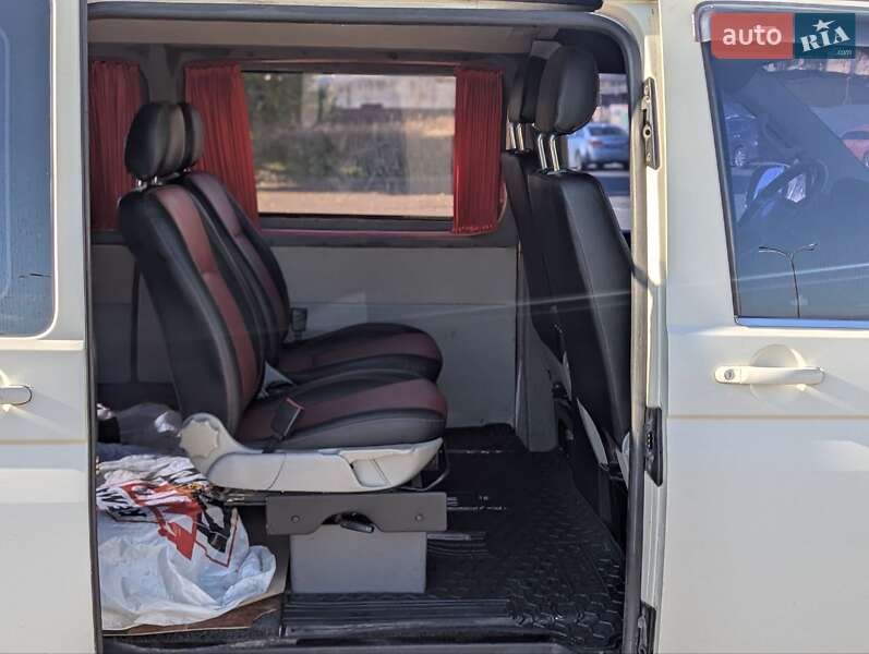 Мінівен Volkswagen Transporter 2004 в Києві