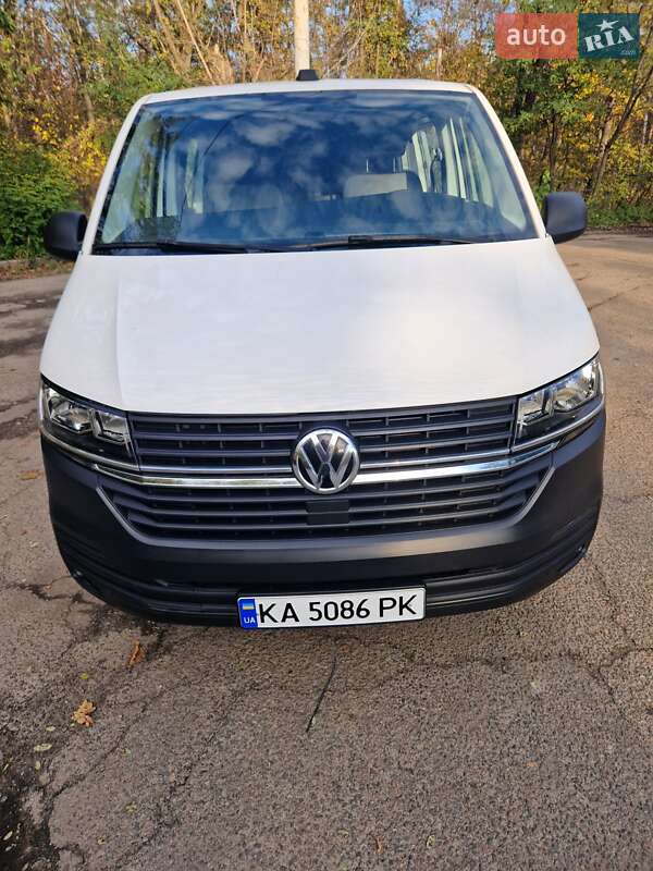 Мінівен Volkswagen Transporter 2021 в Києві