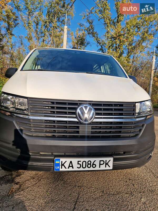 Мінівен Volkswagen Transporter 2021 в Києві