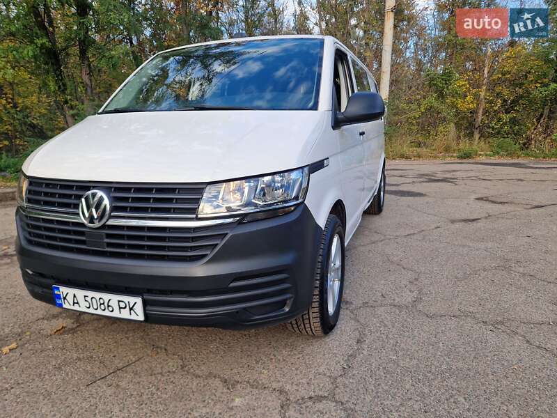 Мінівен Volkswagen Transporter 2021 в Києві