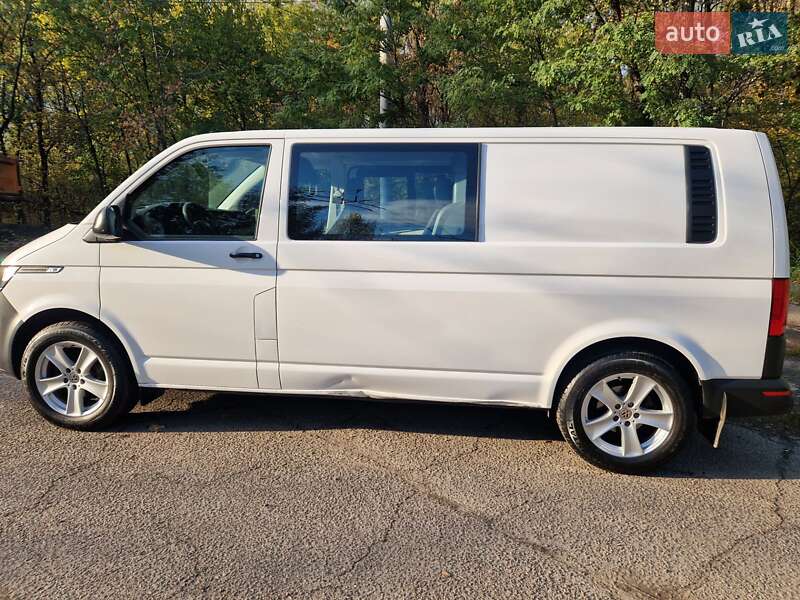 Мінівен Volkswagen Transporter 2021 в Києві