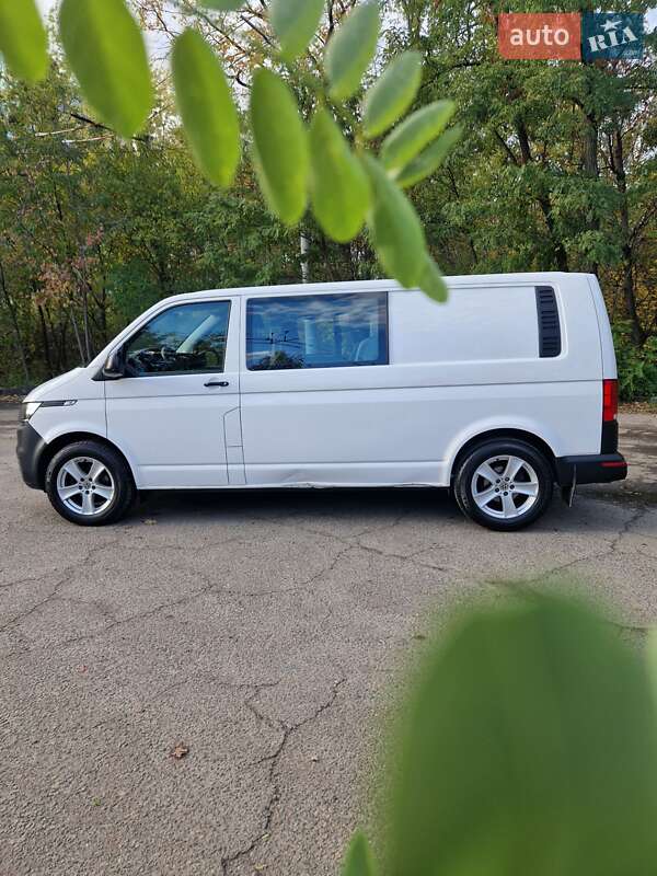 Мінівен Volkswagen Transporter 2021 в Києві