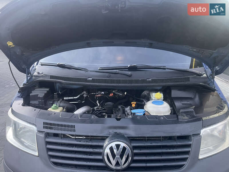 Минивэн Volkswagen Transporter 2006 в Киеве