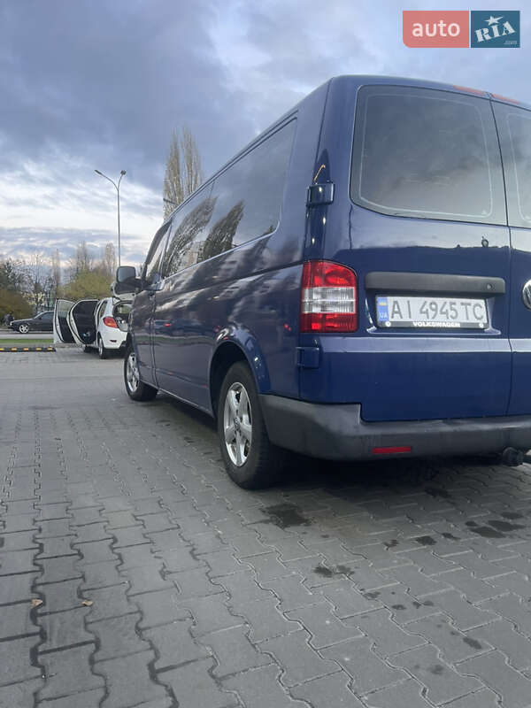 Минивэн Volkswagen Transporter 2006 в Киеве