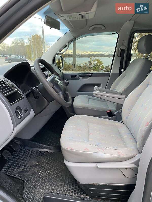 Мінівен Volkswagen Transporter 2006 в Києві фото 8 Мінівен Volkswagen Transporter 2006 в Києві