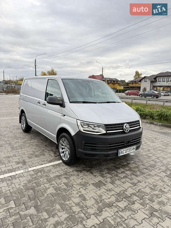 Вантажний фургон Volkswagen Transporter 2018 в Луцьку