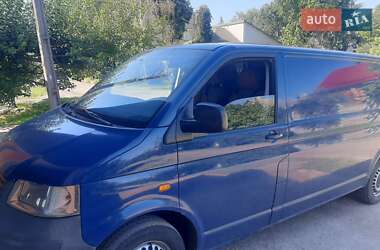 Вантажний фургон Volkswagen Transporter 2006 в Кривому Розі