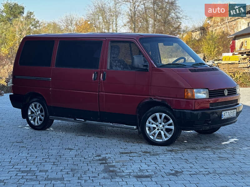 Минивэн Volkswagen Transporter 1996 в Коломые