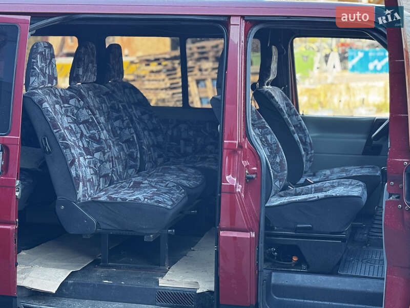 Минивэн Volkswagen Transporter 1996 в Коломые