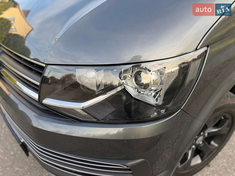 Минивэн Volkswagen Transporter 2016 в Днепре
