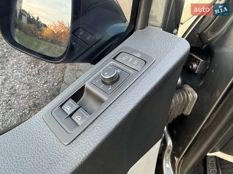 Минивэн Volkswagen Transporter 2016 в Днепре