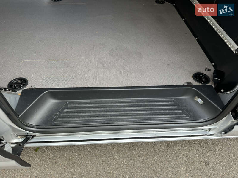 Грузовой фургон Volkswagen Transporter 2021 в Киеве фото 32 Грузовой фургон Volkswagen Transporter 2021 в Киеве