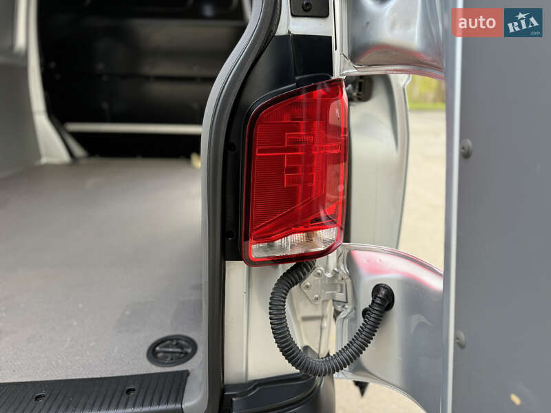 Грузовой фургон Volkswagen Transporter 2021 в Киеве фото 44 Грузовой фургон Volkswagen Transporter 2021 в Киеве