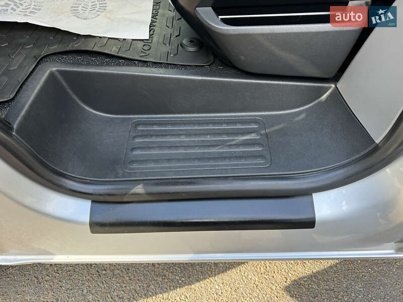 Грузовой фургон Volkswagen Transporter 2021 в Киеве фото 73 Грузовой фургон Volkswagen Transporter 2021 в Киеве