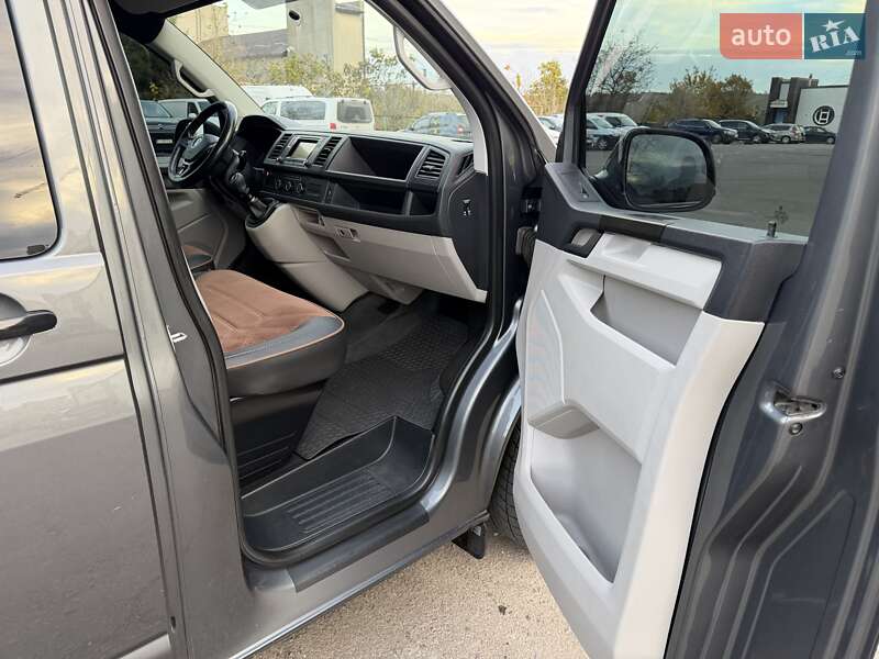 Минивэн Volkswagen Transporter 2016 в Ровно фото 13 Минивэн Volkswagen Transporter 2016 в Ровно