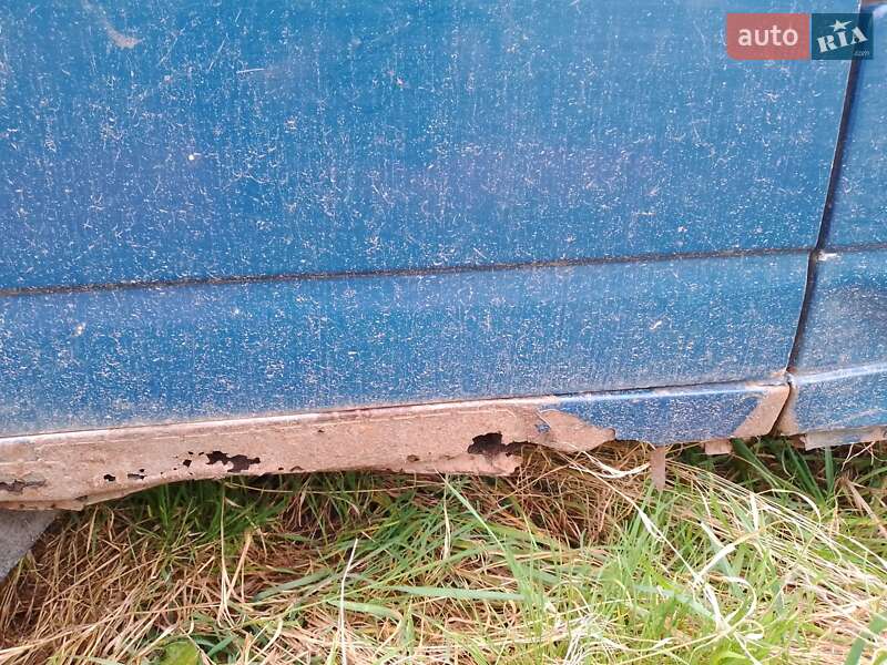 Мінівен Volkswagen Transporter 2001 в Брусилові