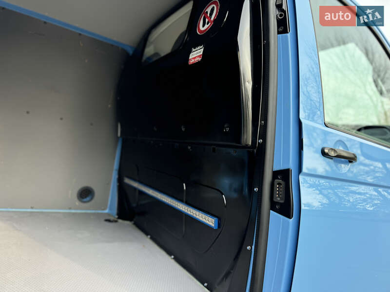 Грузовой фургон Volkswagen Transporter 2021 в Киеве фото 32 Грузовой фургон Volkswagen Transporter 2021 в Киеве