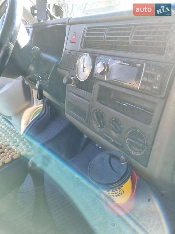 Минивэн Volkswagen Transporter 2000 в Ивано-Франковске фото 20 Минивэн Volkswagen Transporter 2000 в Ивано-Франковске