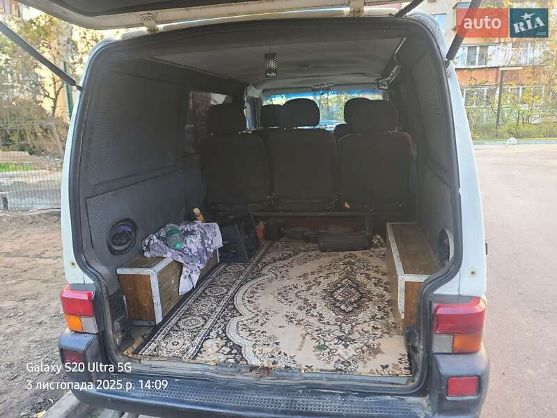Вантажопасажирський фургон Volkswagen Transporter 2002 в Києві фото 10 Вантажопасажирський фургон Volkswagen Transporter 2002 в Києві