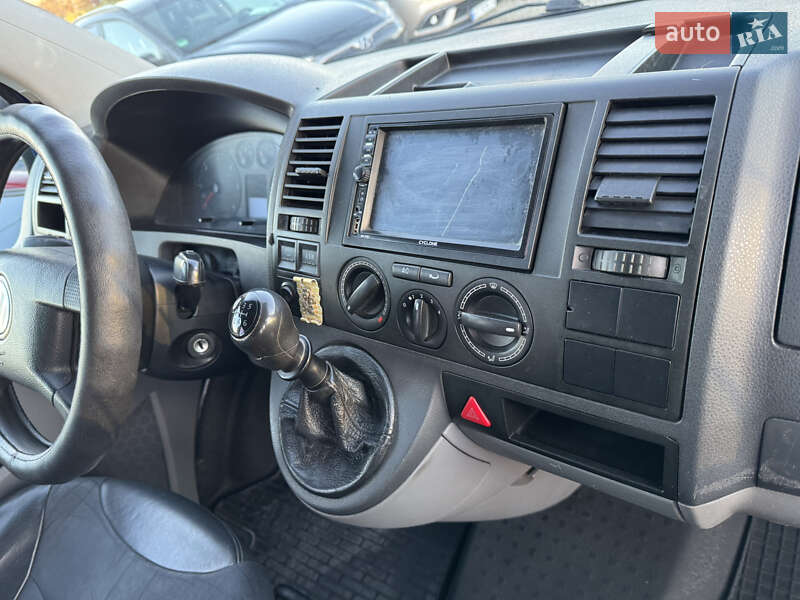 Минивэн Volkswagen Transporter 2004 в Ивано-Франковске