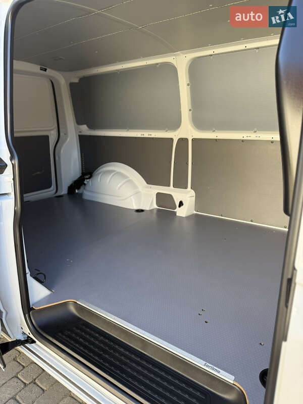 Вантажний фургон Volkswagen Transporter 2021 в Києві
