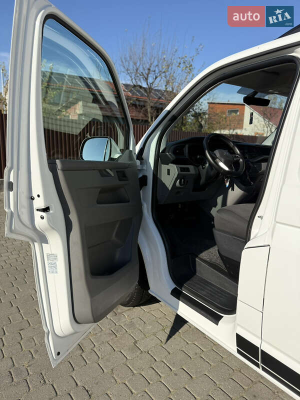 Вантажний фургон Volkswagen Transporter 2021 в Києві