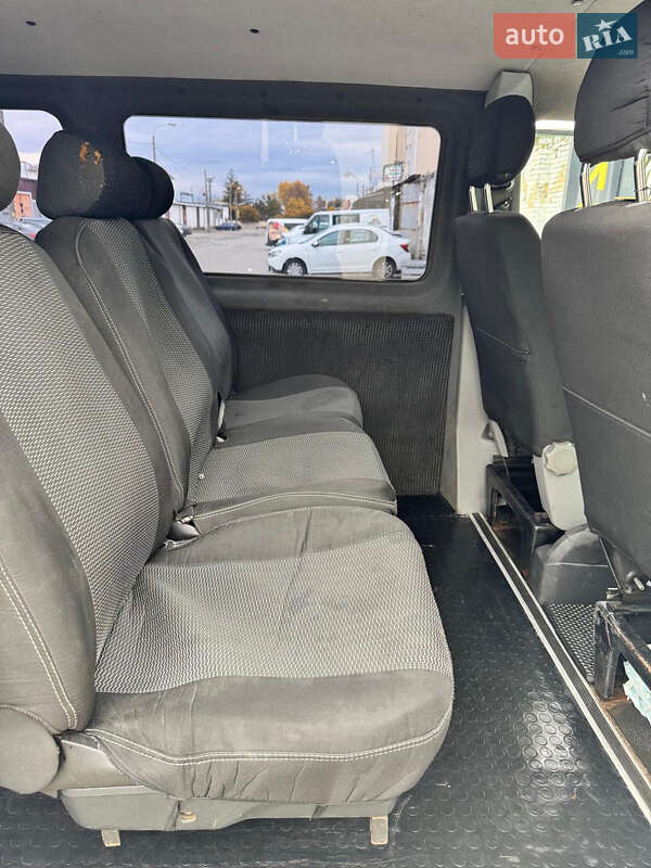 Минивэн Volkswagen Transporter 2004 в Киеве фото 10 Минивэн Volkswagen Transporter 2004 в Киеве