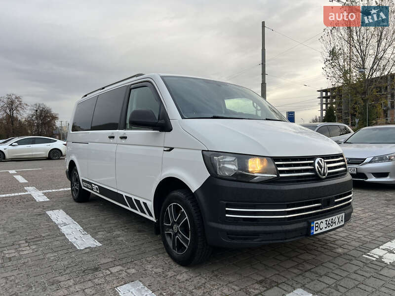 Мінівен Volkswagen Transporter 2017 в Львові