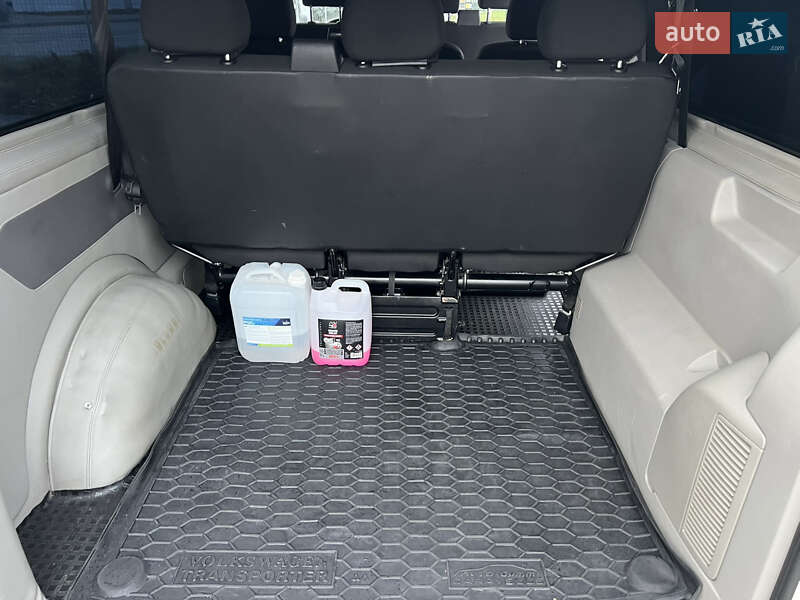 Мінівен Volkswagen Transporter 2017 в Львові