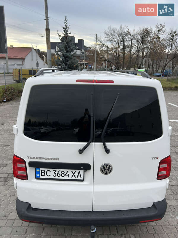 Мінівен Volkswagen Transporter 2017 в Львові