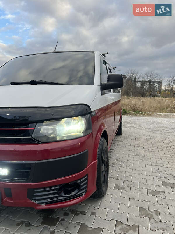 Минивэн Volkswagen Transporter 2010 в Калуше