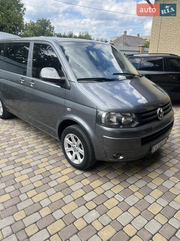 Мінівен Volkswagen Transporter 2012 в Черкасах