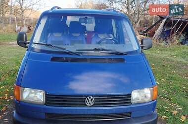 Вантажопасажирський фургон Volkswagen Transporter 2001 в Дударкові