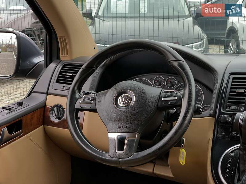 Минивэн Volkswagen Transporter 2009 в Бердичеве