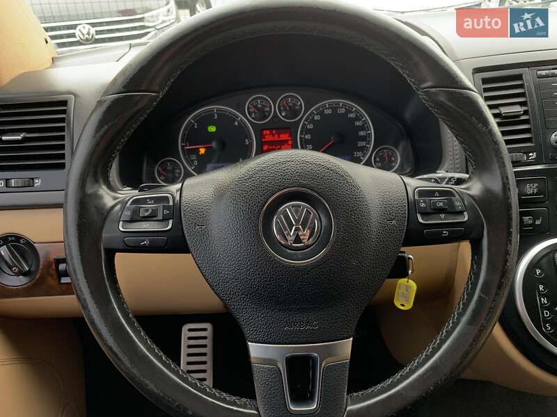 Минивэн Volkswagen Transporter 2009 в Бердичеве