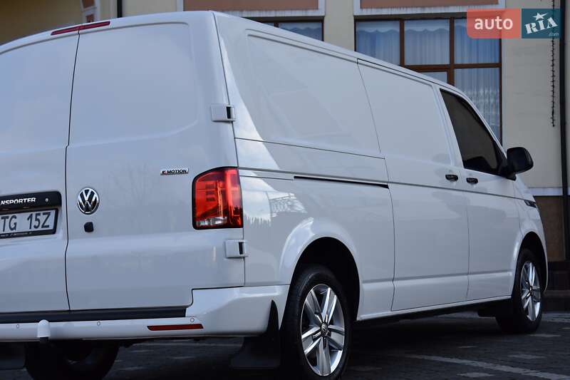 Мікроавтобус вантажний (до 3,5т) Volkswagen Transporter 2022 в Львові фото 27 Мікроавтобус вантажний (до 3,5т) Volkswagen Transporter 2022 в Львові