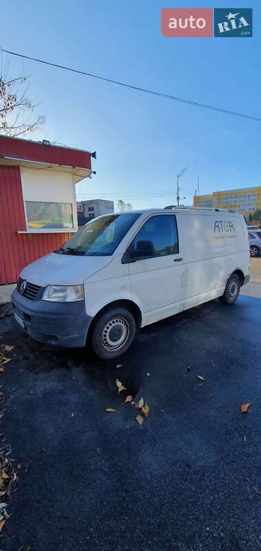Вантажний фургон Volkswagen Transporter 2008 в Києві фото 16 Вантажний фургон Volkswagen Transporter 2008 в Києві