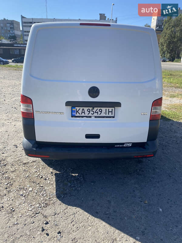 Вантажний фургон Volkswagen Transporter 2014 в Харкові фото 5 Вантажний фургон Volkswagen Transporter 2014 в Харкові